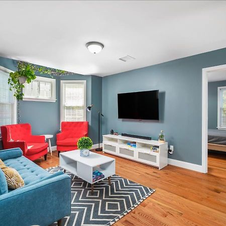 Colorful, Comfy & Modern - Close To Nyc - Parking! Mount Vernon Eksteriør bilde